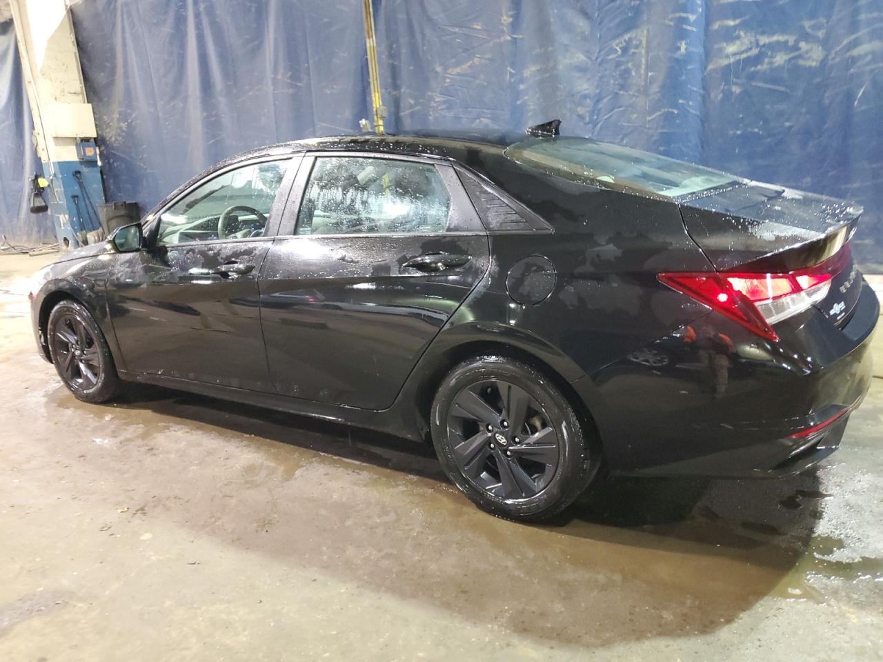 2021 Hyundai Elantra - Image 2