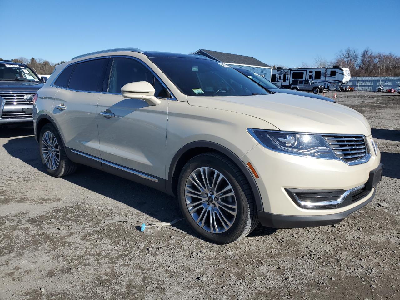 2018 Lincoln MKX - Image 4
