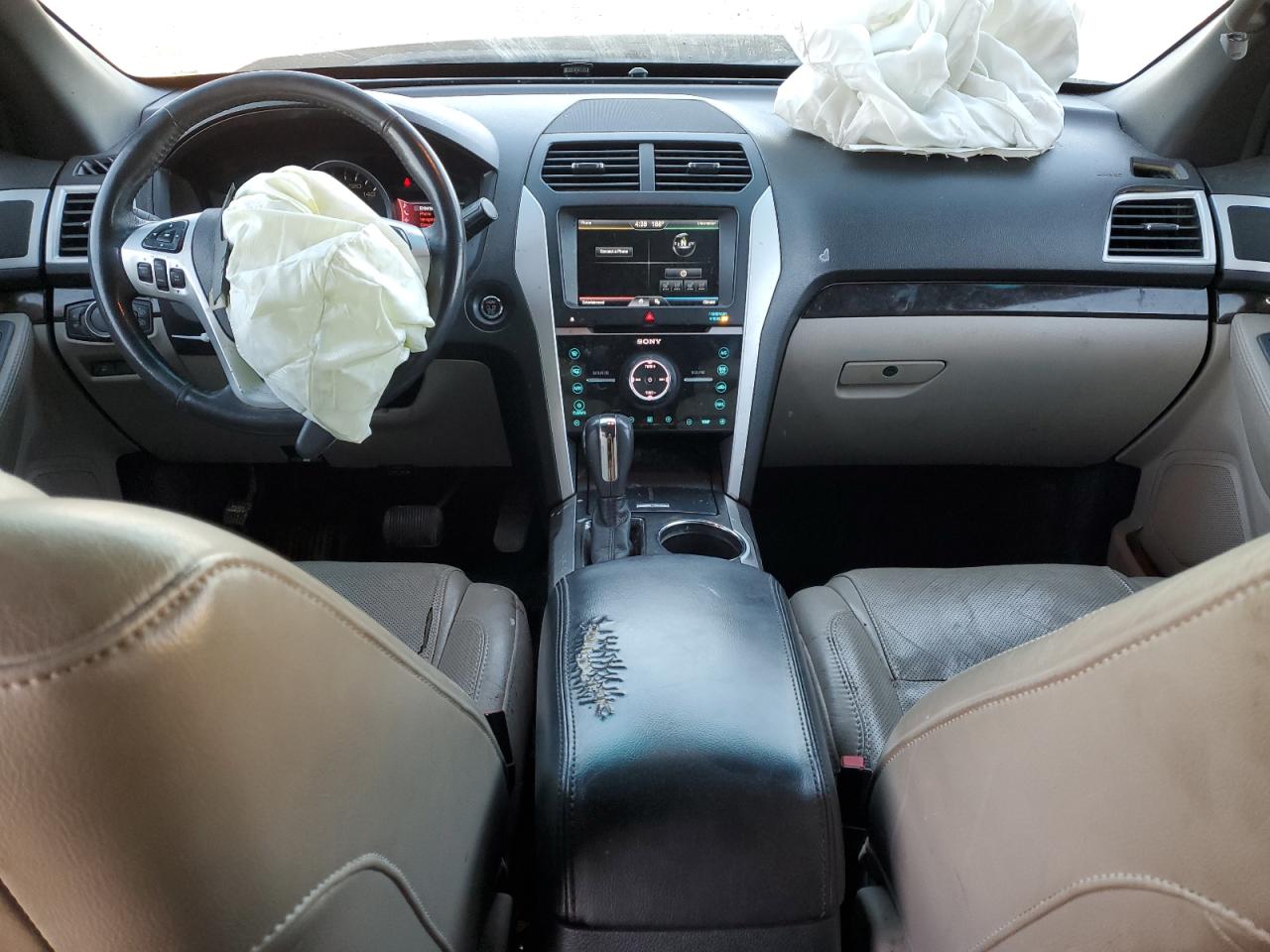 2012 Ford Explorer - Image 8