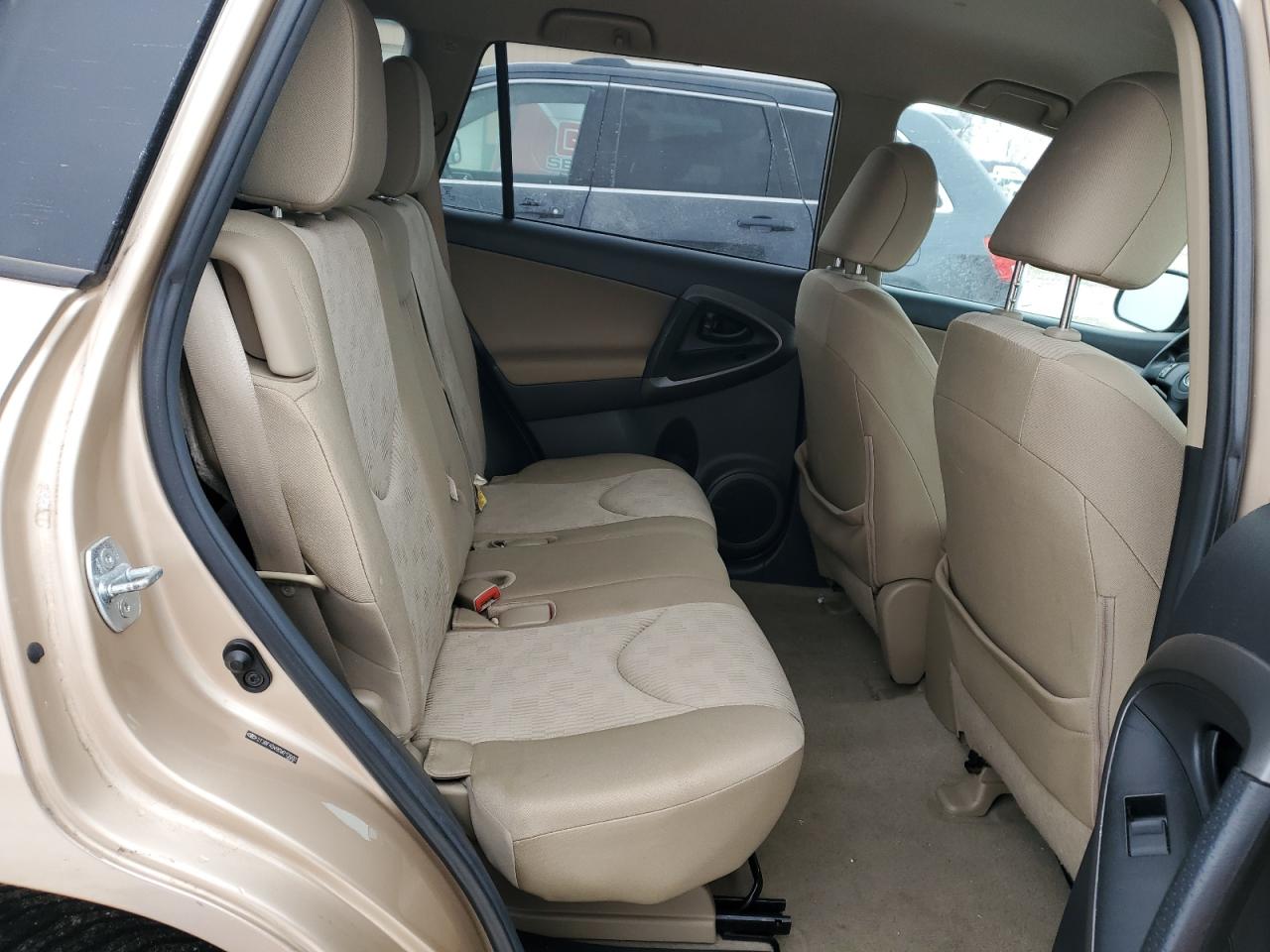 2012 Toyota RAV 4 - Image 10