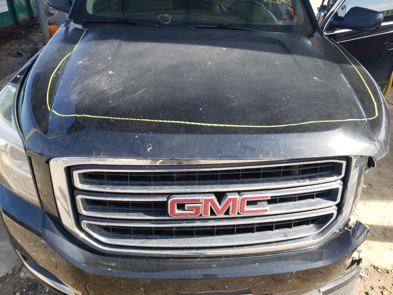 2016 GMC Yukon - Image 11