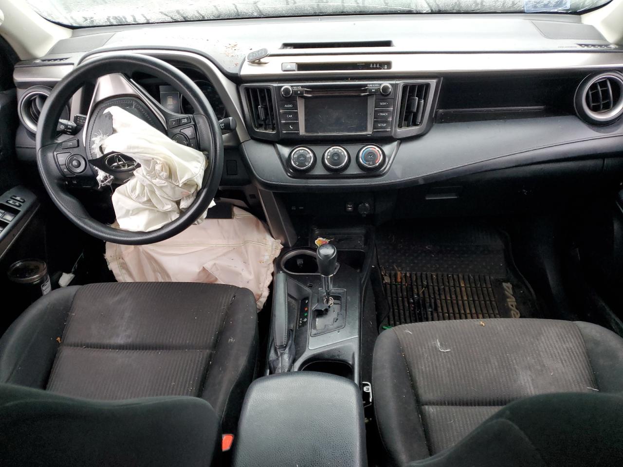 2018 Toyota RAV 4 - Image 8