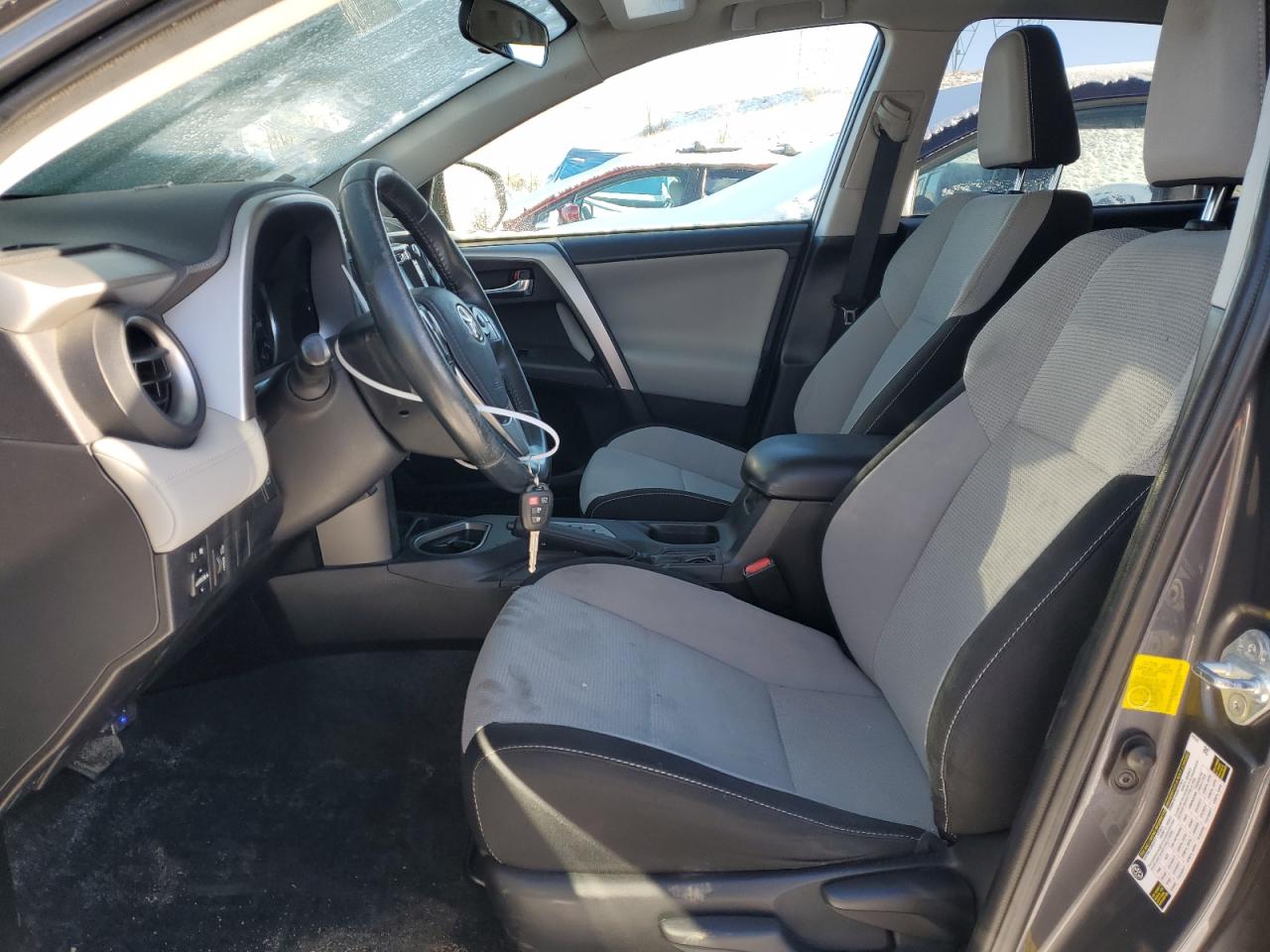 2016 Toyota RAV 4 - Image 7