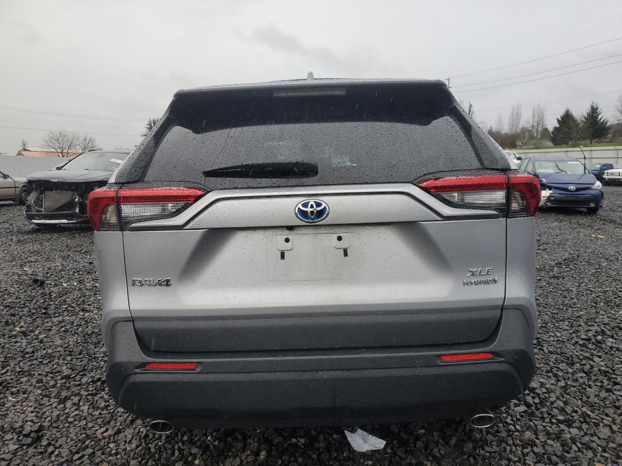 2024 Toyota RAV 4 - Image 6