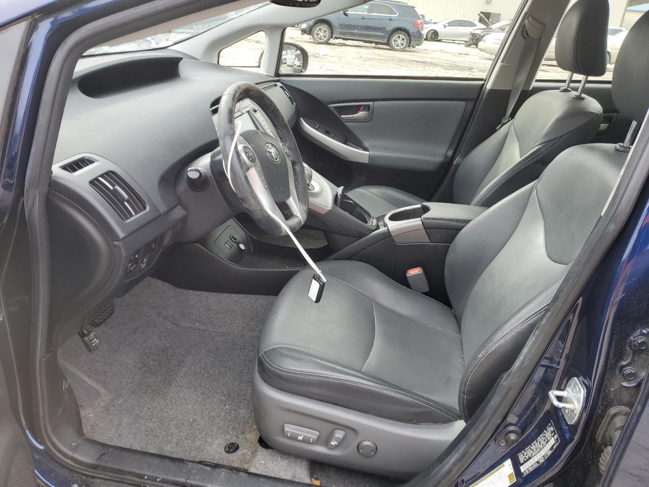 2015 Toyota Prius - Image 7