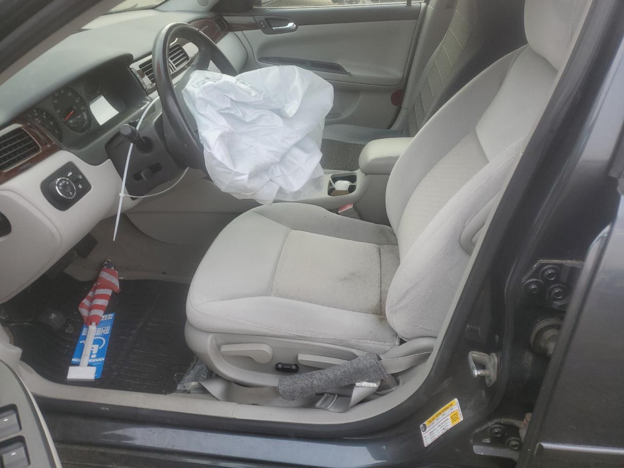 2011 Chevrolet Impala - Image 7