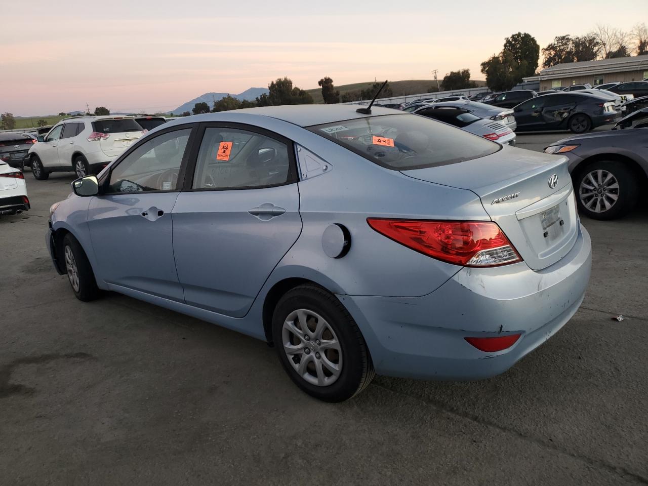 VIN KMHCT4AE2EU625498 2014 HYUNDAI ACCENT no.2