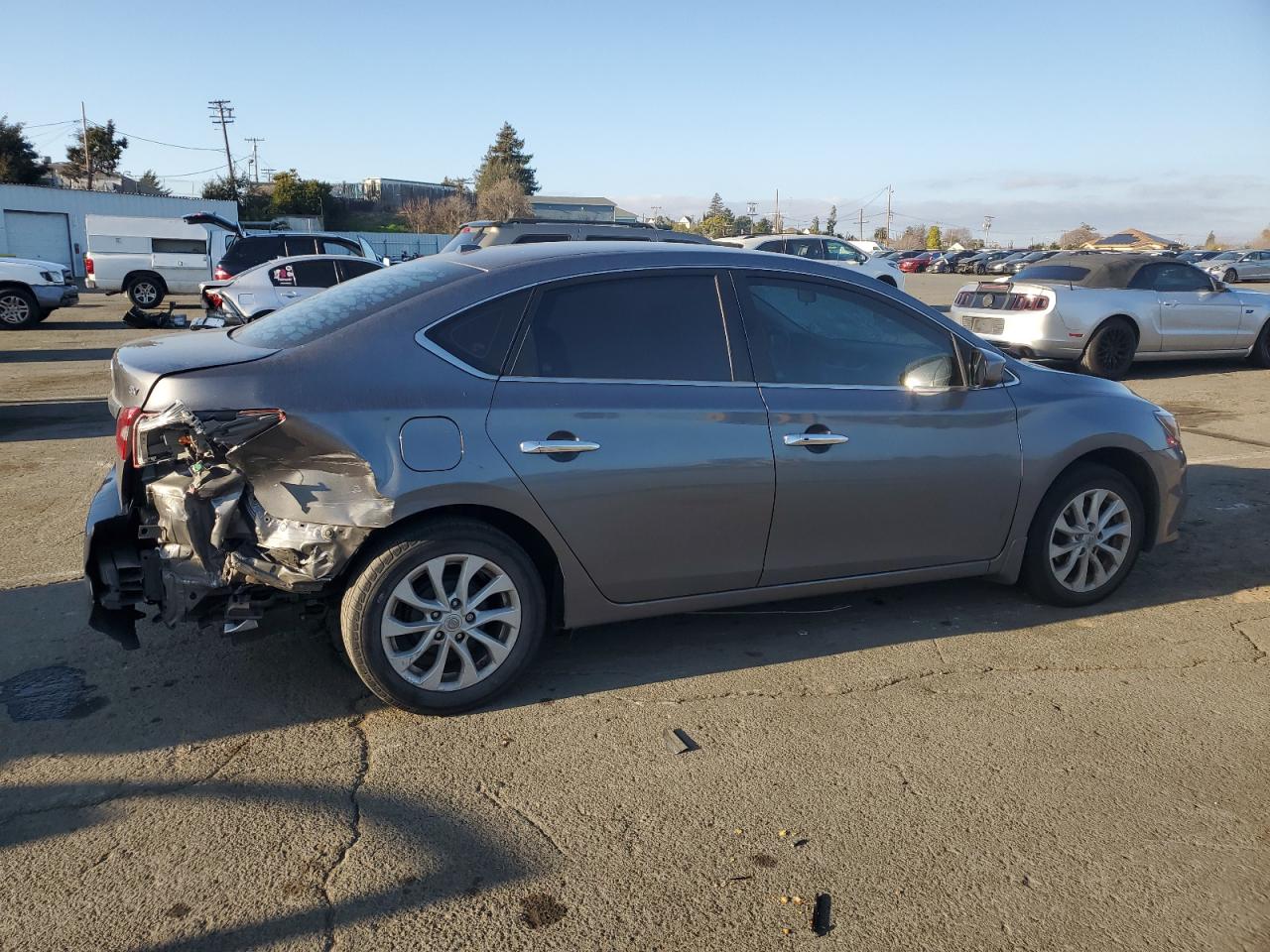 VIN 3N1AB7AP8JY210987 2018 NISSAN SENTRA no.3