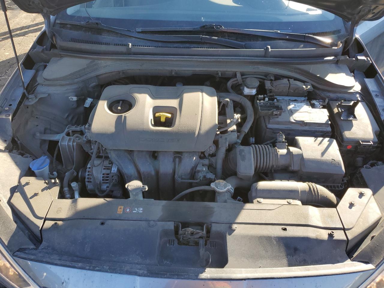 2020 Hyundai Elantra - Image 11