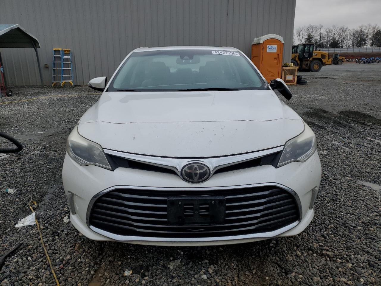 2018 Toyota Avalon - Image 5