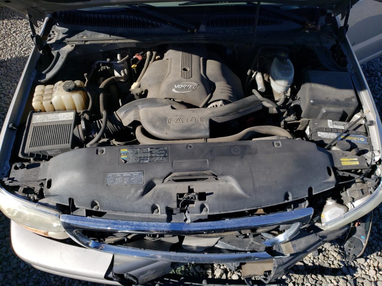 2005 GMC Yukon - Image 12