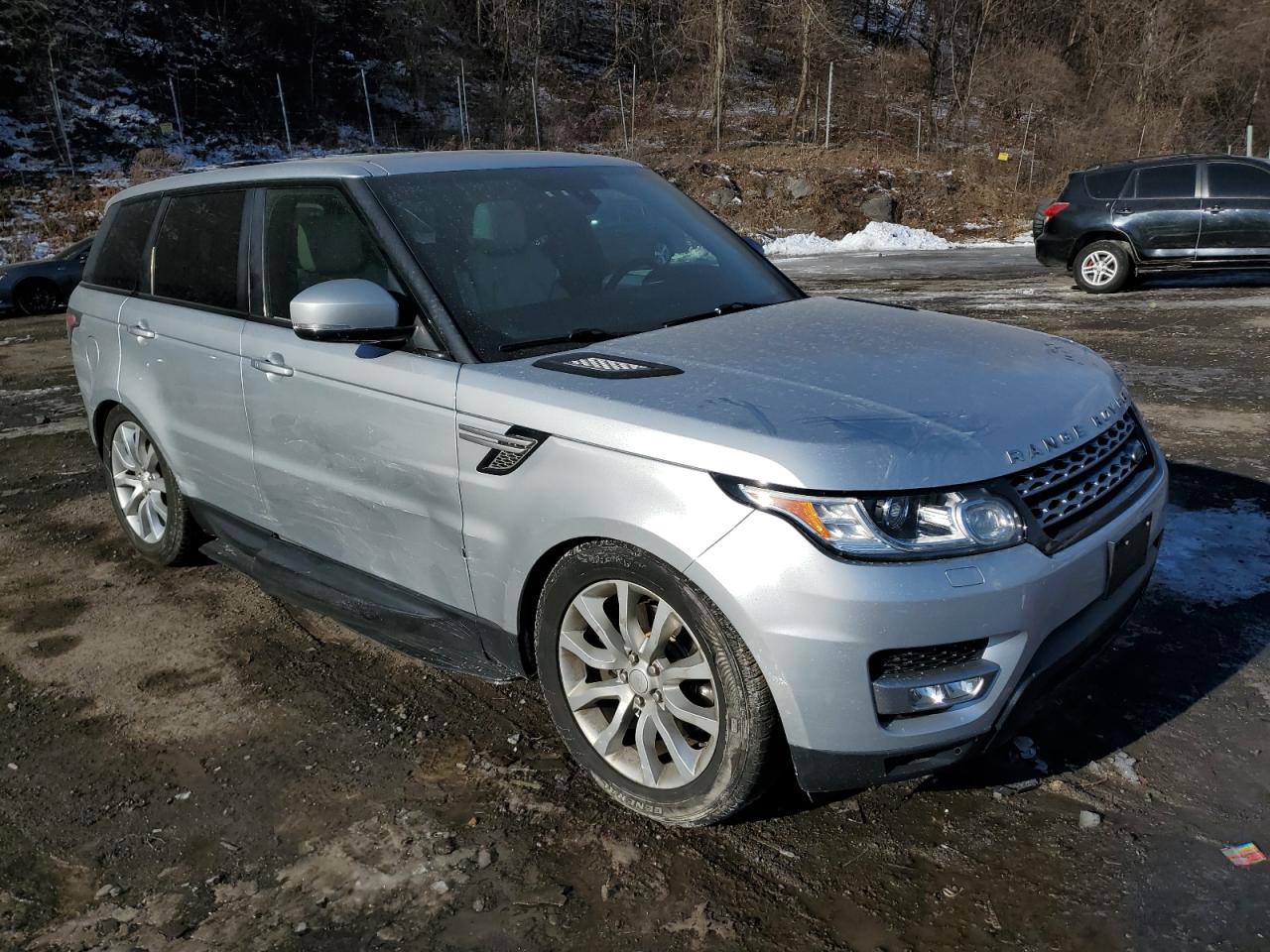 2015 Land Rover Range Rover - Image 4