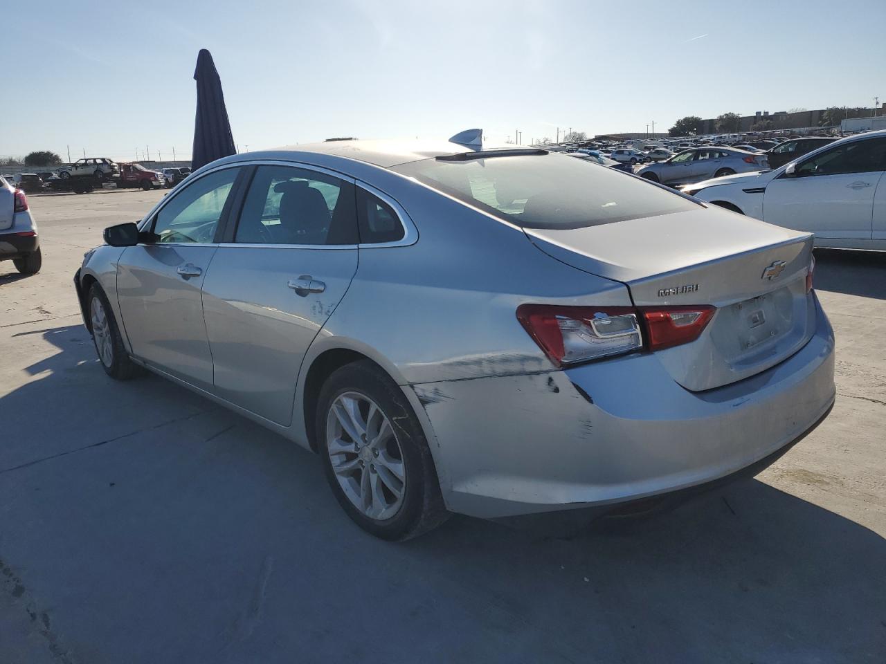 2016 Chevrolet Malibu - Image 2