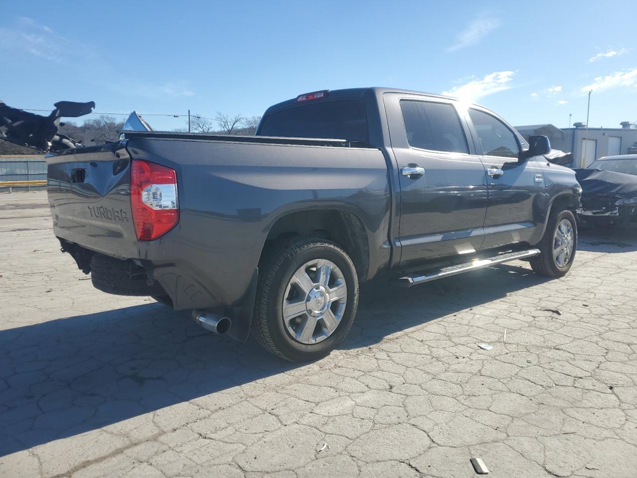 2018 Toyota Tundra - Image 3