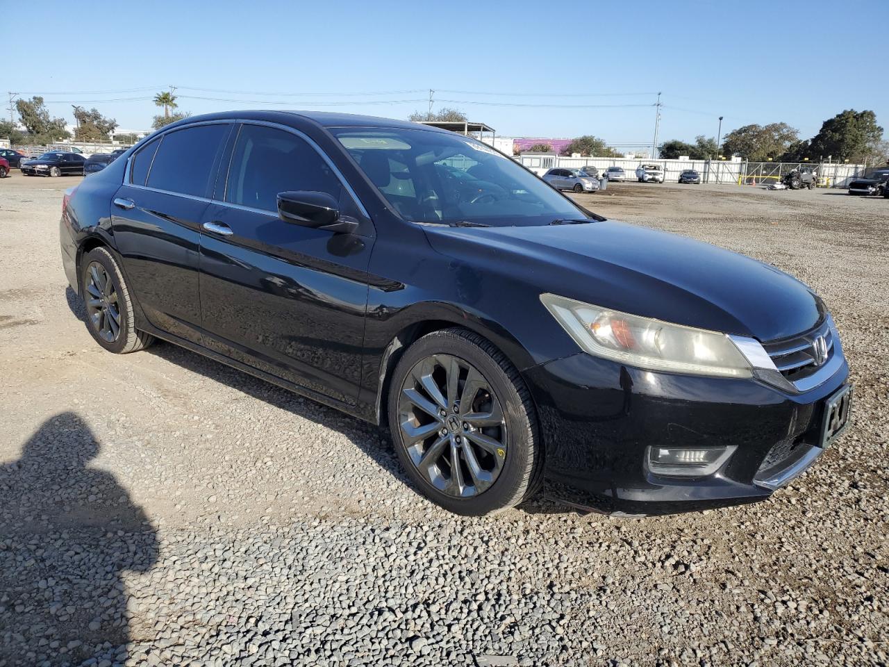 VIN 1HGCR2F53FA103905 2015 HONDA ACCORD no.4