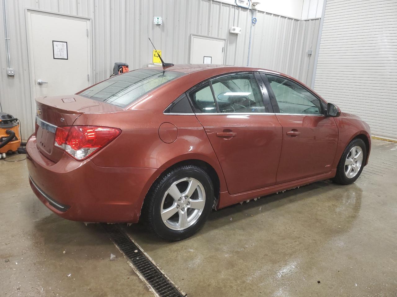 2013 Chevrolet Cruze - Image 3