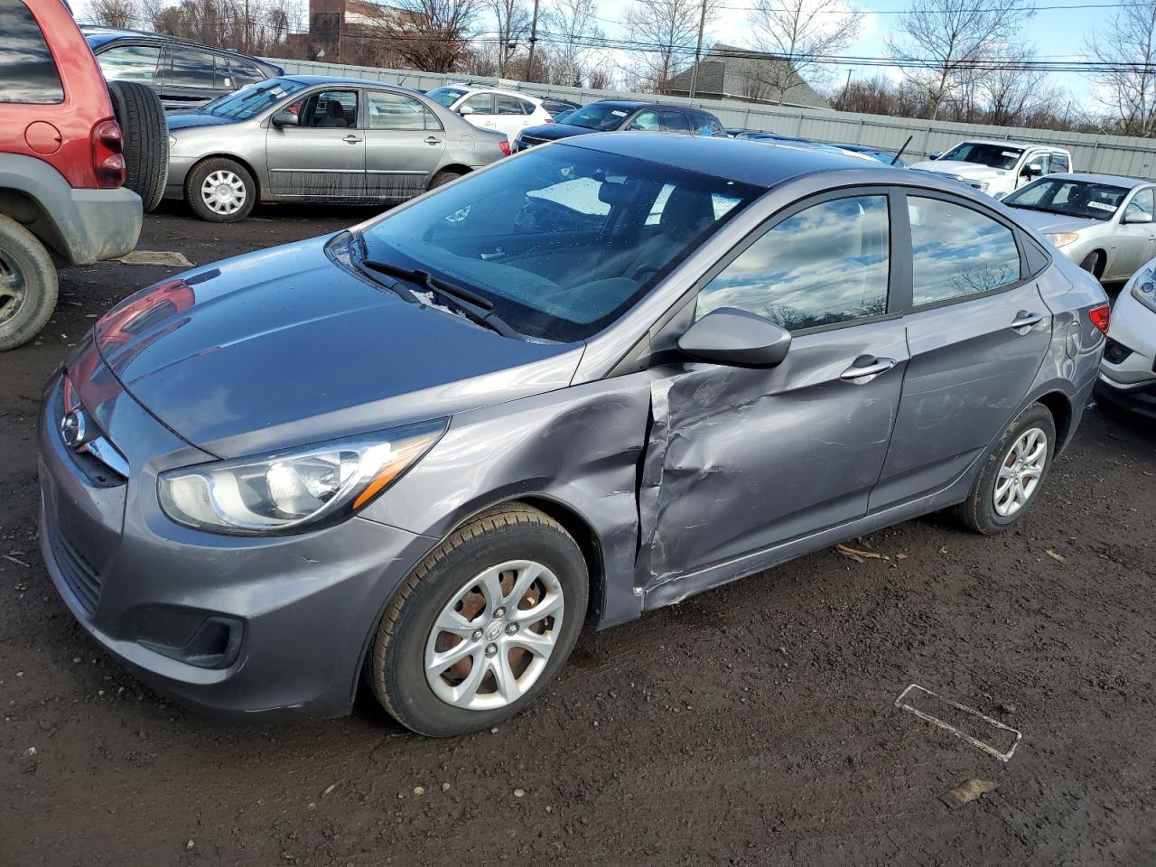 2013 Hyundai Accent - Image 1