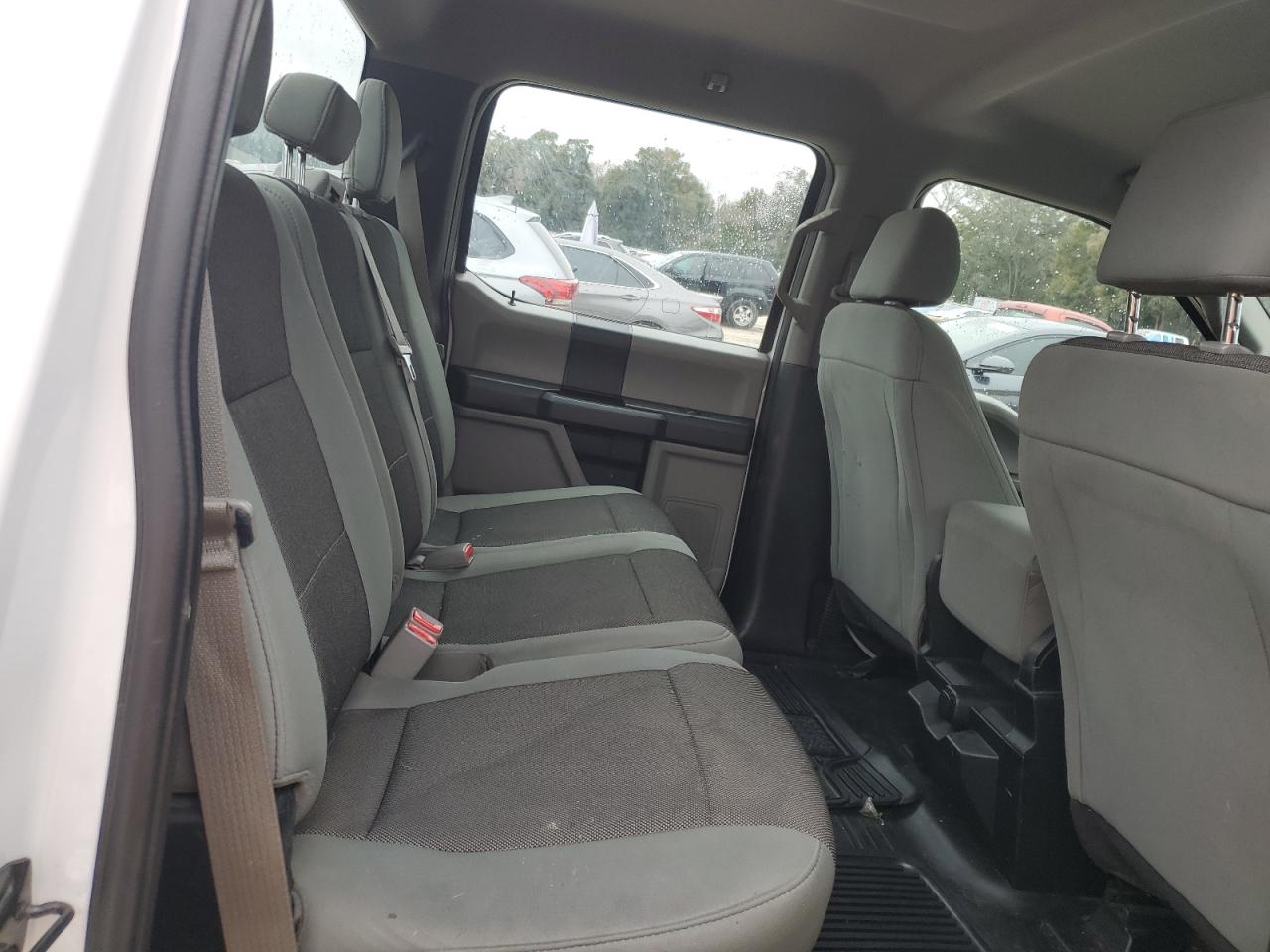 2017 Ford F-150 - Image 10