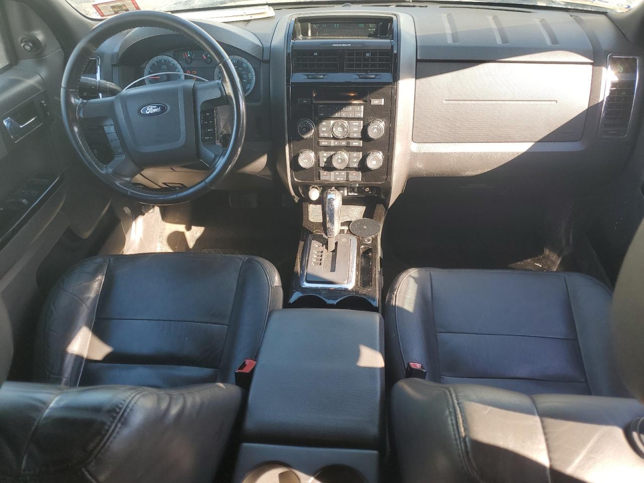 2010 Ford Escape - Image 8