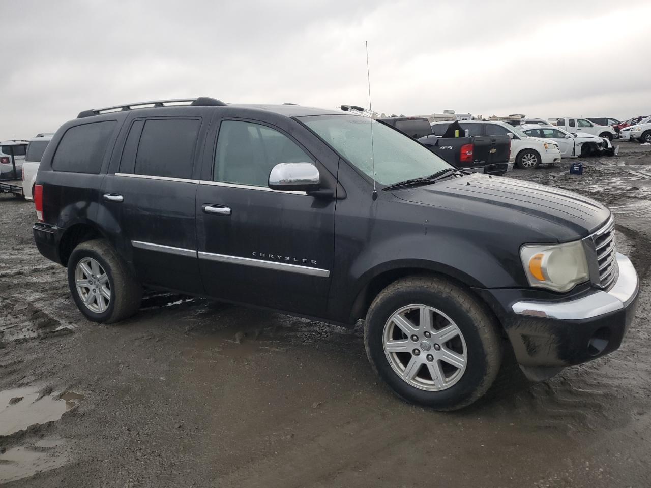 2007 Chrysler Aspen - Image 4