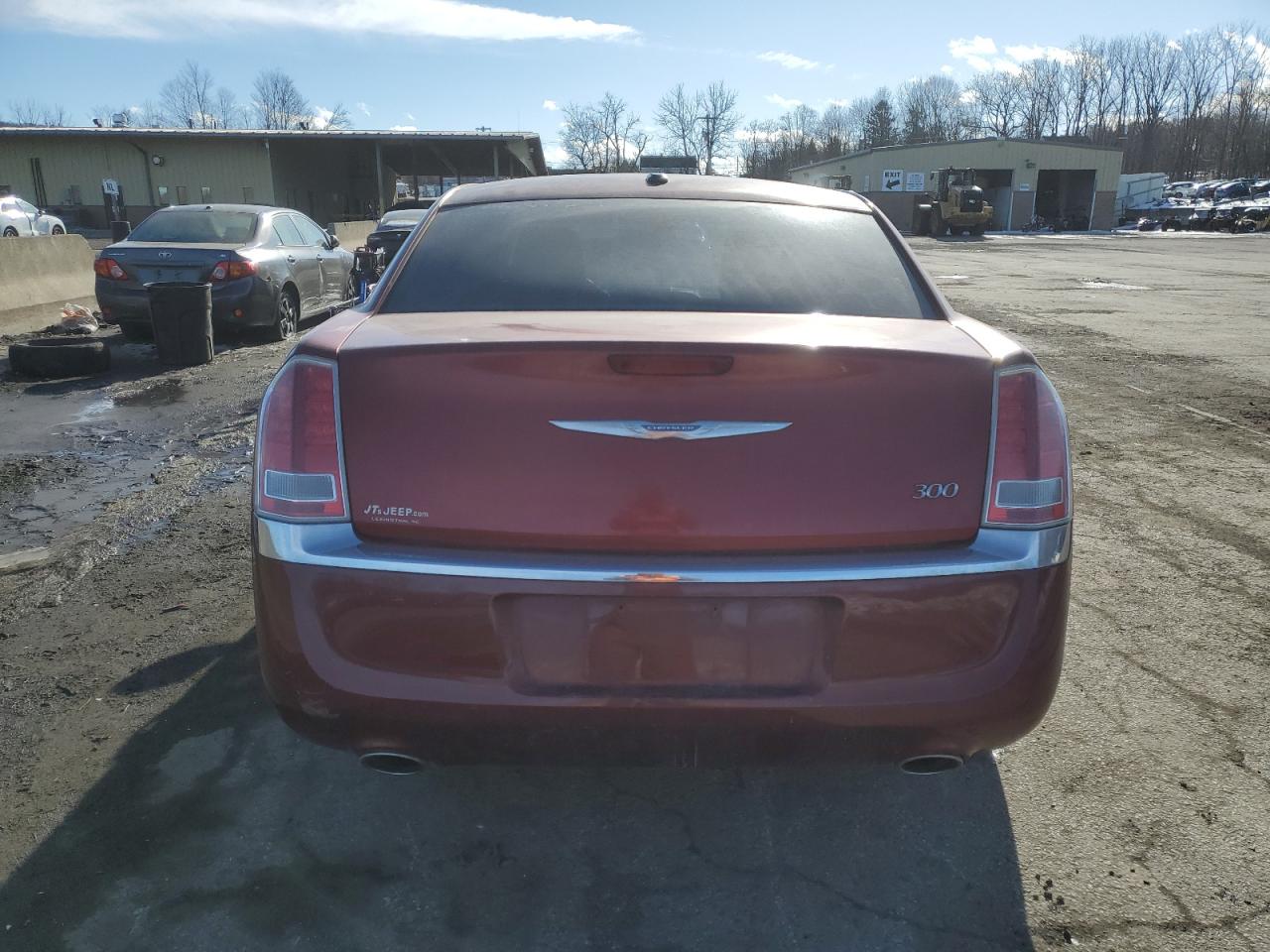 2013 Chrysler 300 - Image 6