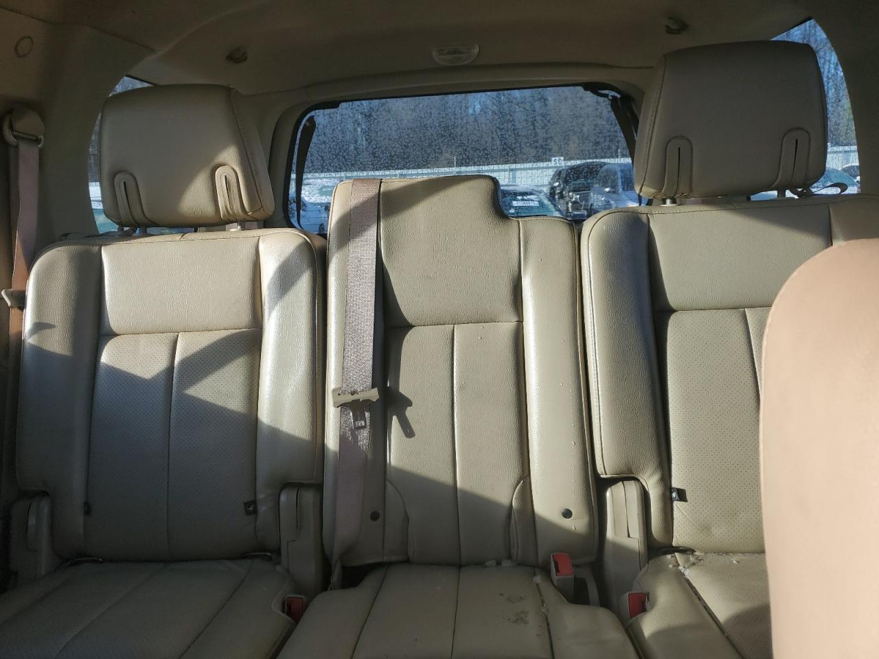 2011 Ford Expedition - Image 10