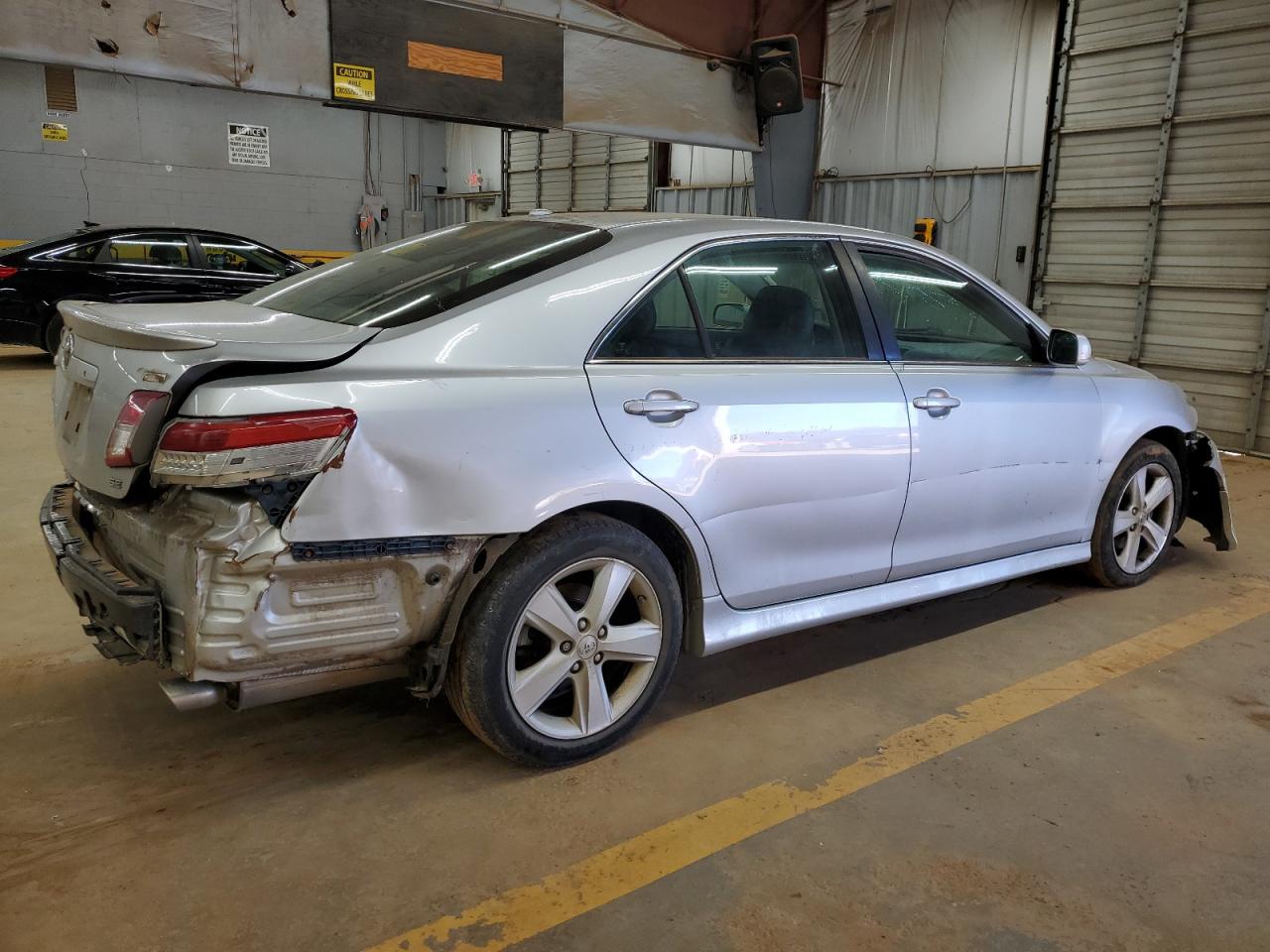 2011 Toyota Camry - Image 3