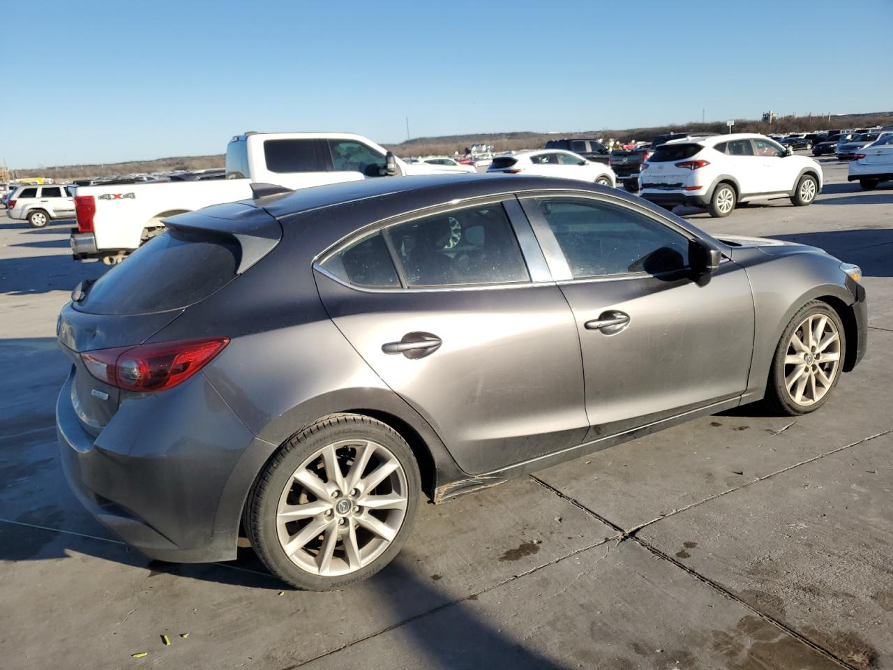 2017 Mazda 3 - Image 3