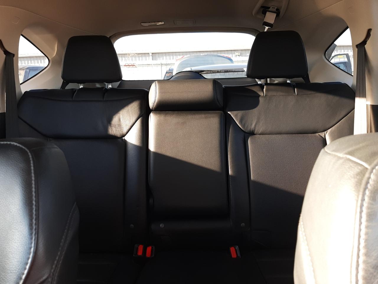 2016 Honda CR-V - Image 10