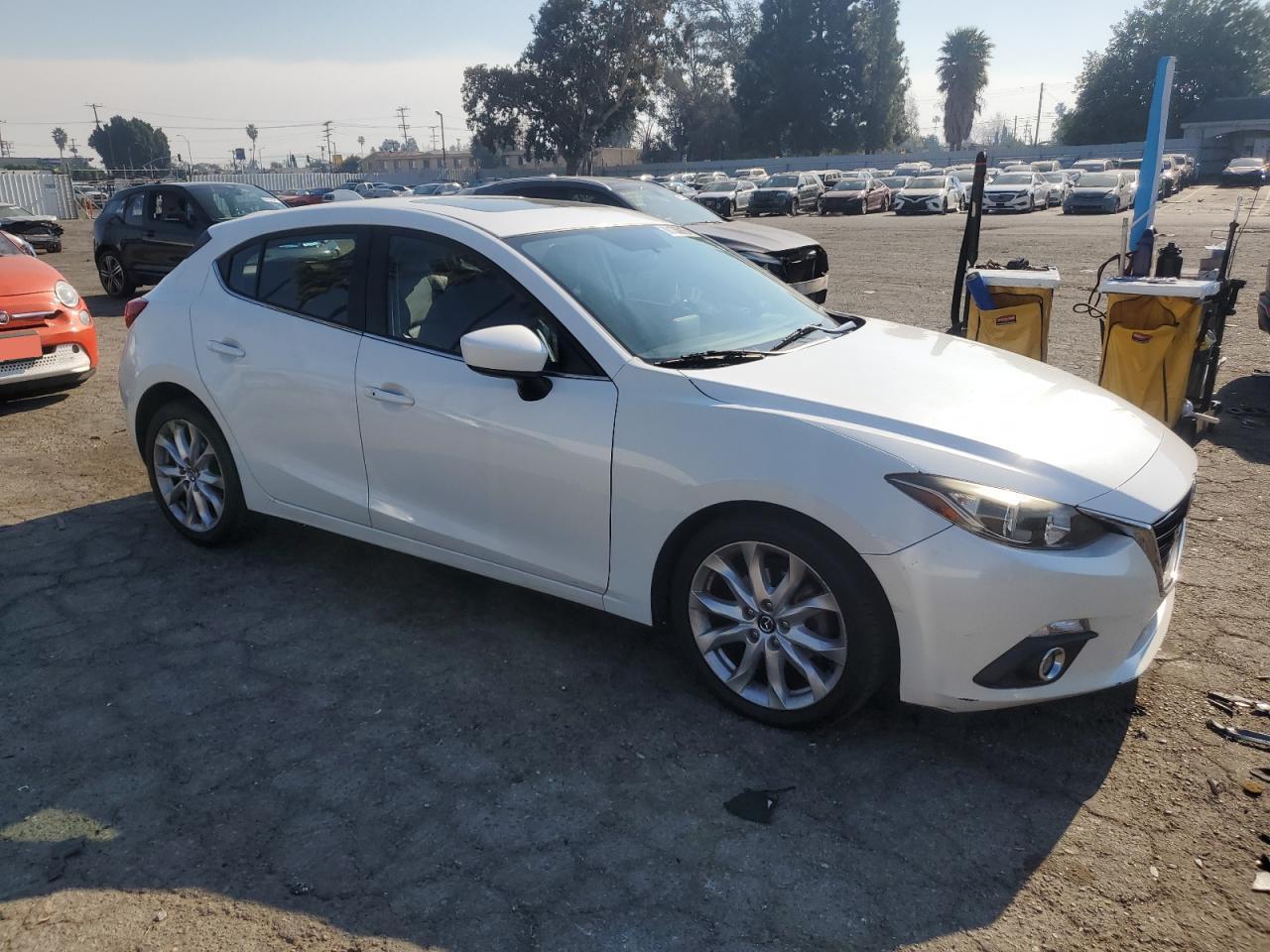 VIN JM1BM1L34F1237375 2015 MAZDA 3 no.4