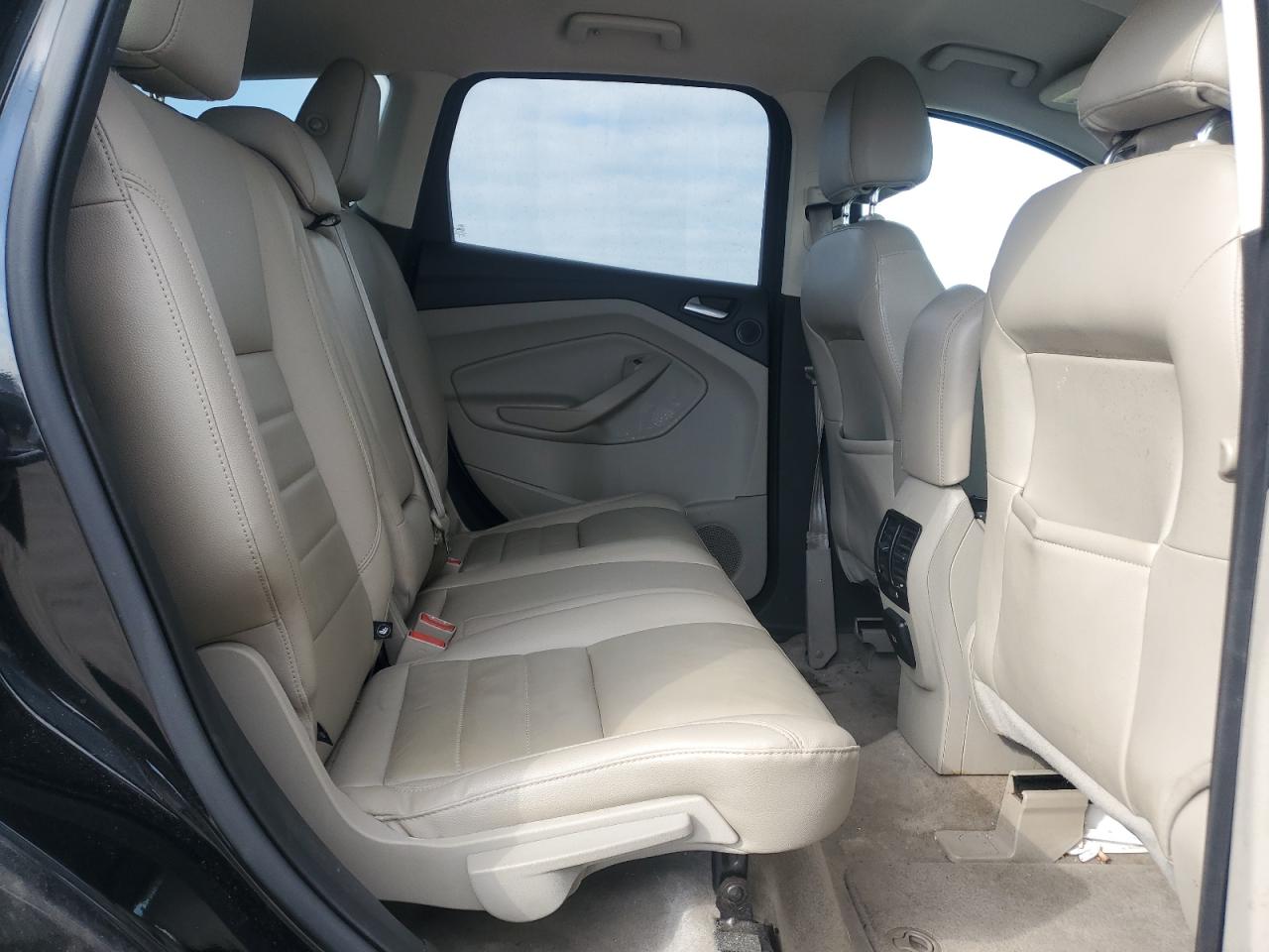 2014 Ford Escape - Image 11