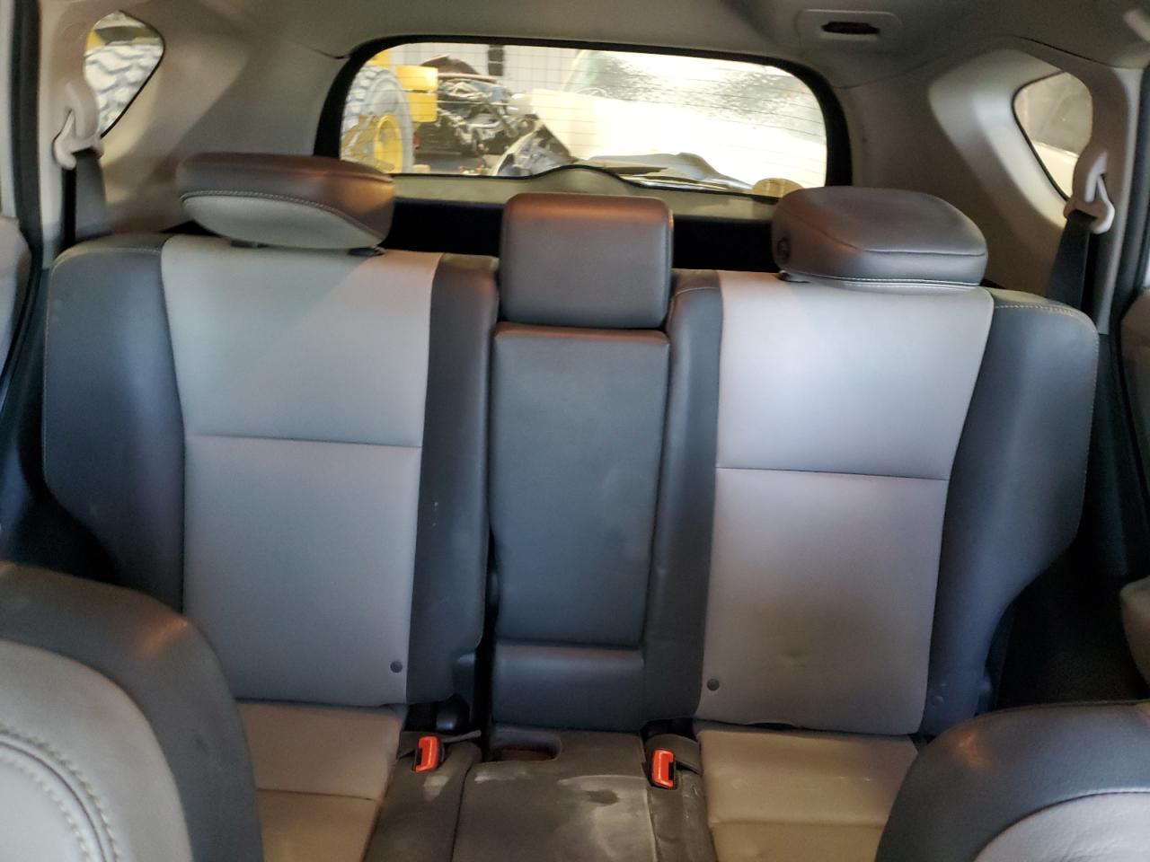 2013 Toyota RAV 4 - Image 10