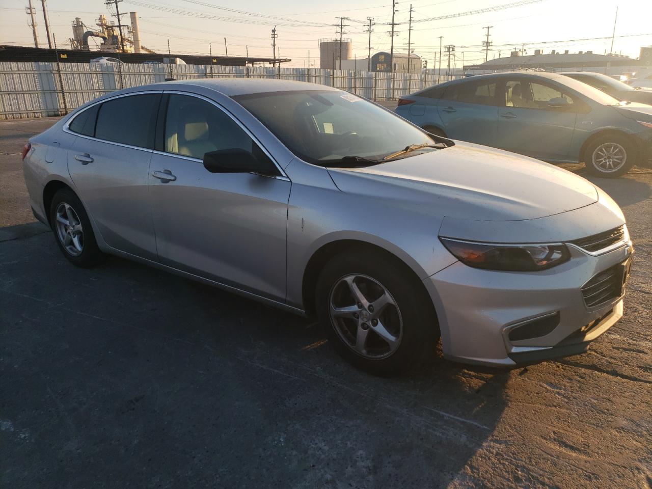 VIN 1G1ZB5ST0GF336558 2016 CHEVROLET MALIBU no.4