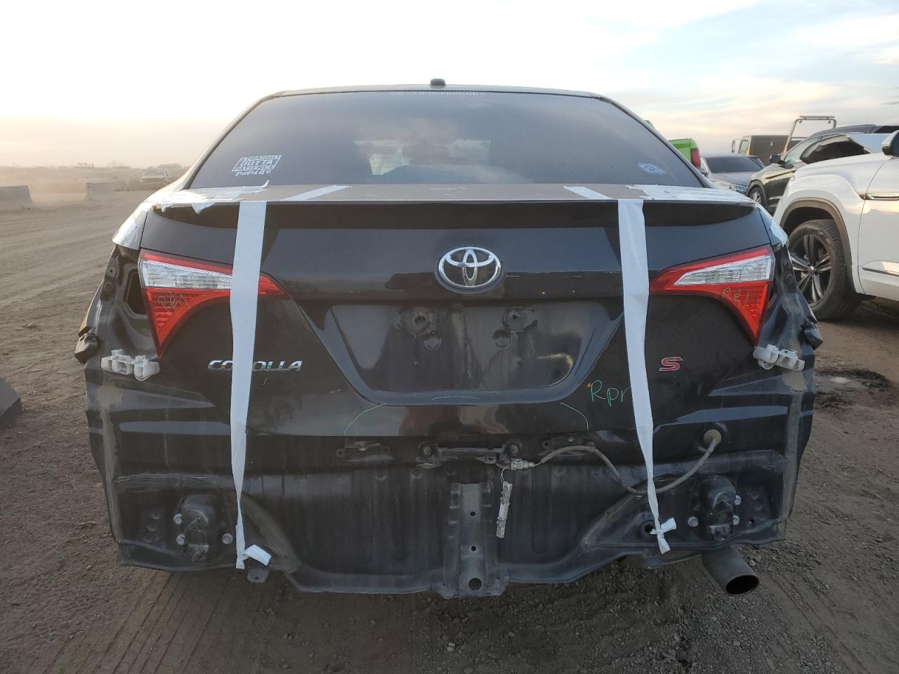 2014 Toyota Corolla L VIN: 2T1BURHE9EC021833 Lot: 41607865