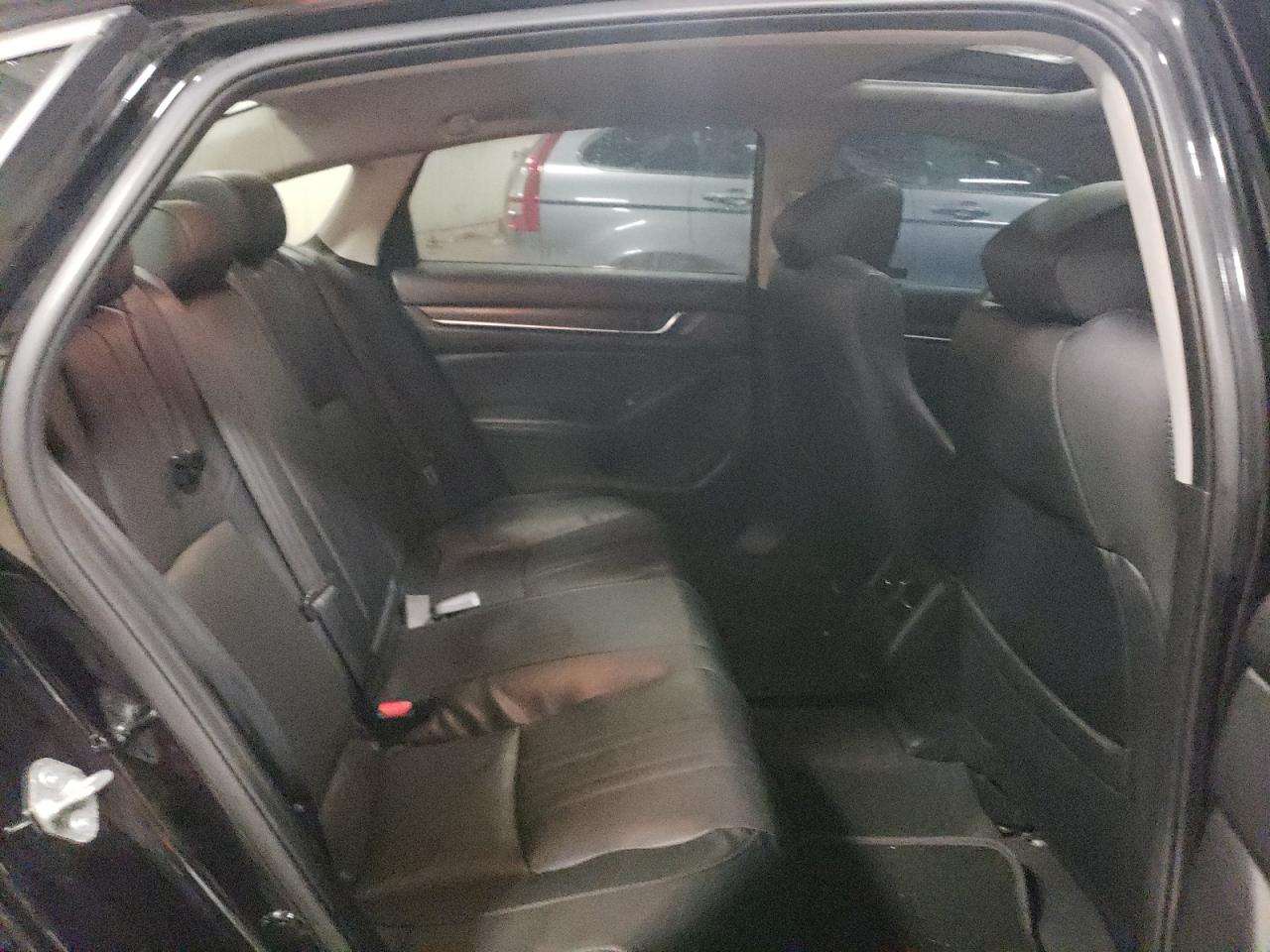 2018 Honda Accord - Image 10