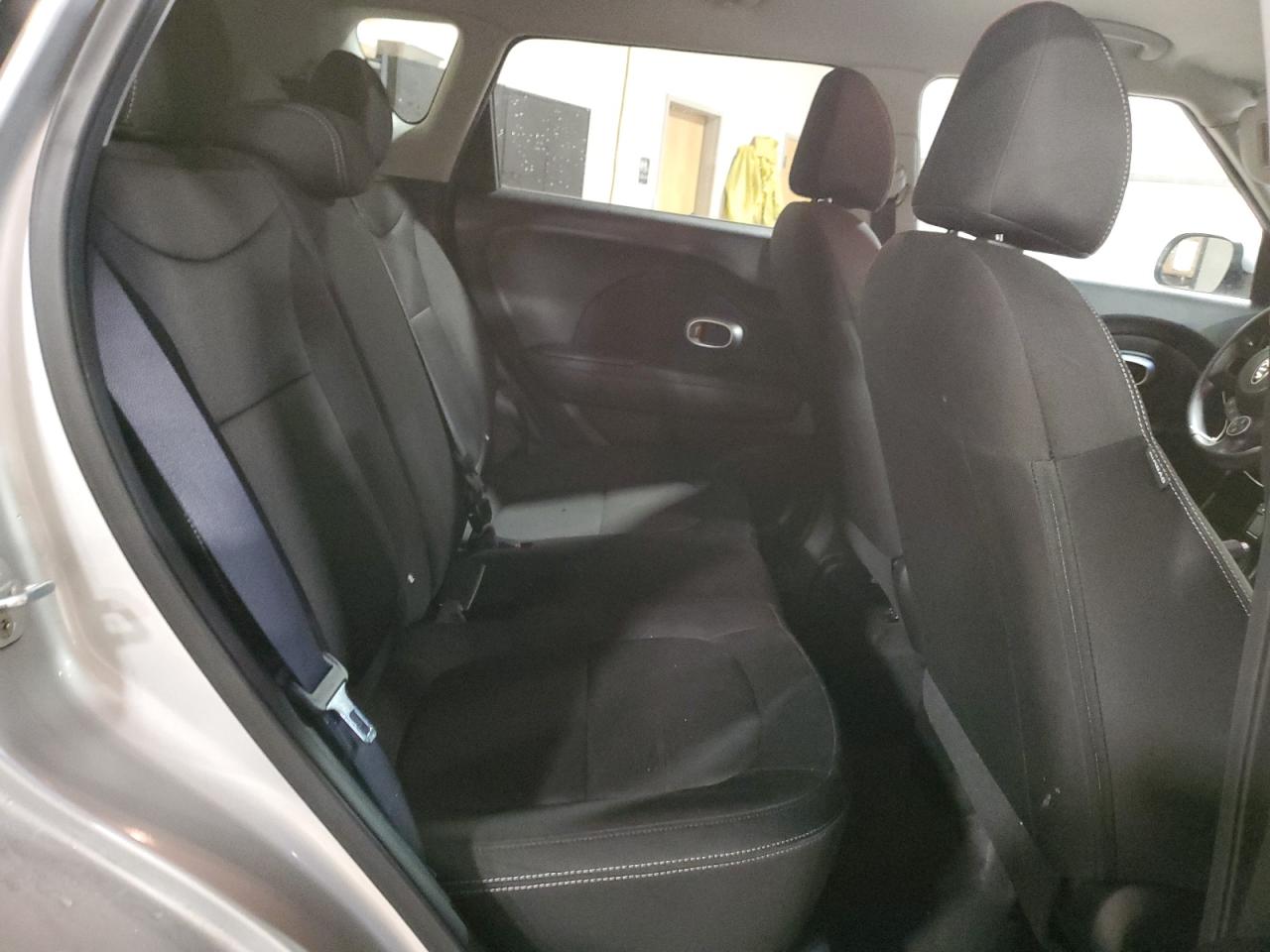 2017 Kia Soul - Image 10