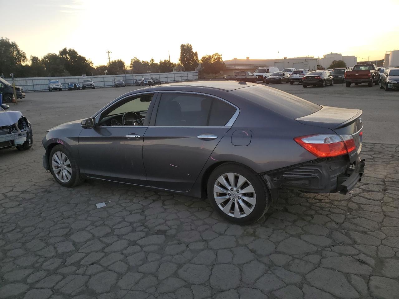 VIN 1HGCR2F82EA210369 2014 HONDA ACCORD no.2