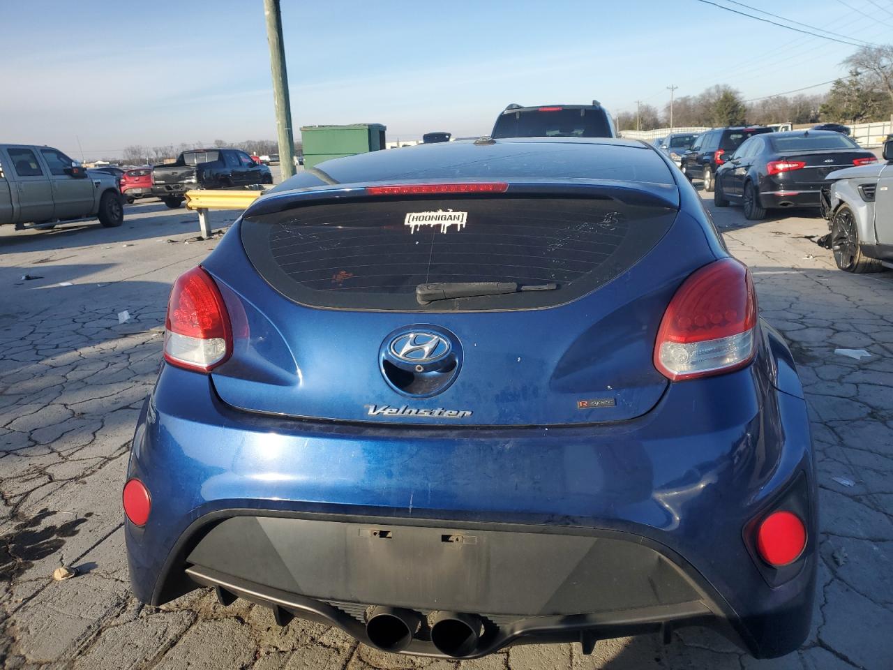 2016 Hyundai Veloster - Image 6