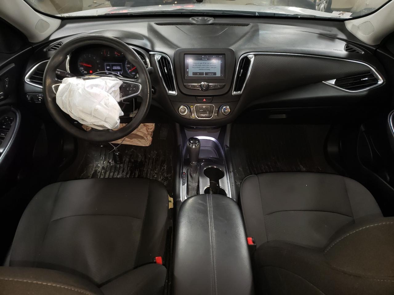 2018 Chevrolet Malibu - Image 8