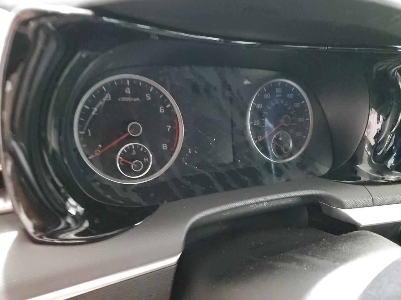 2023 Kia K5 - Image 9