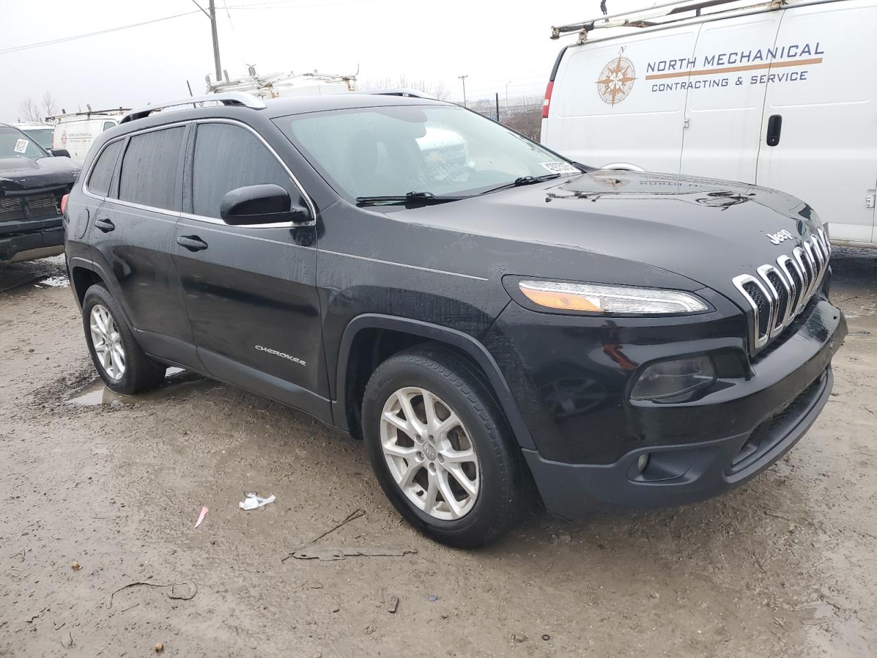 2017 Jeep Grand Cherokee - Image 4