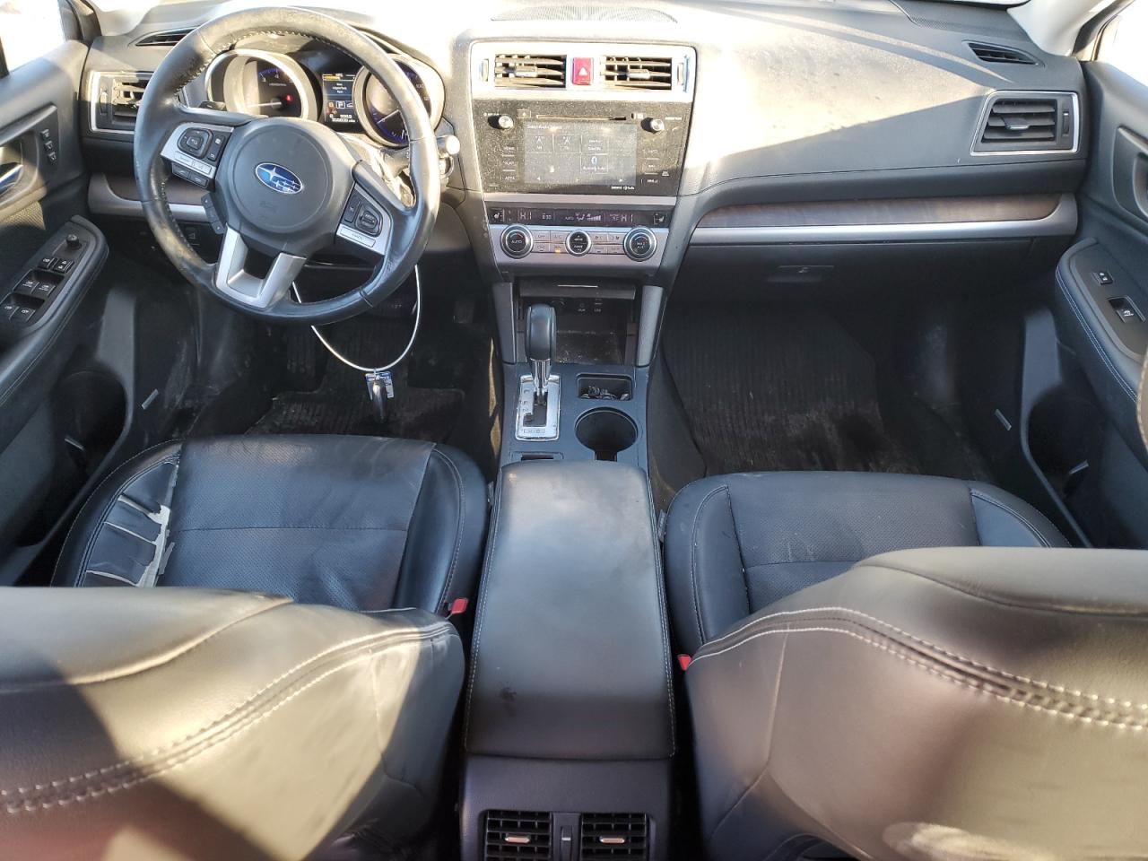 2015 Subaru Outback - Image 8