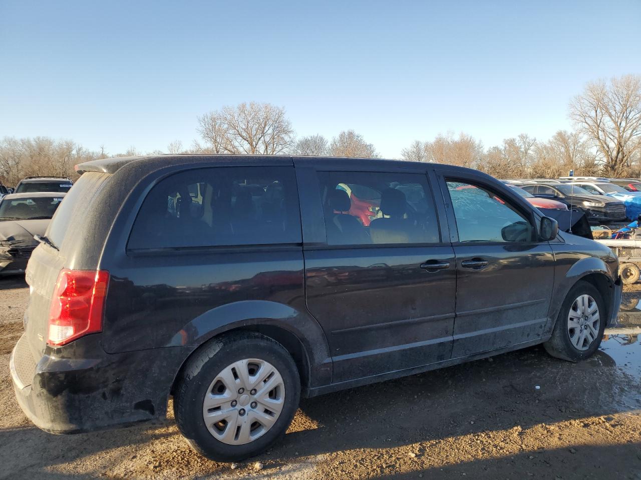 2014 Dodge Caravan - Image 3