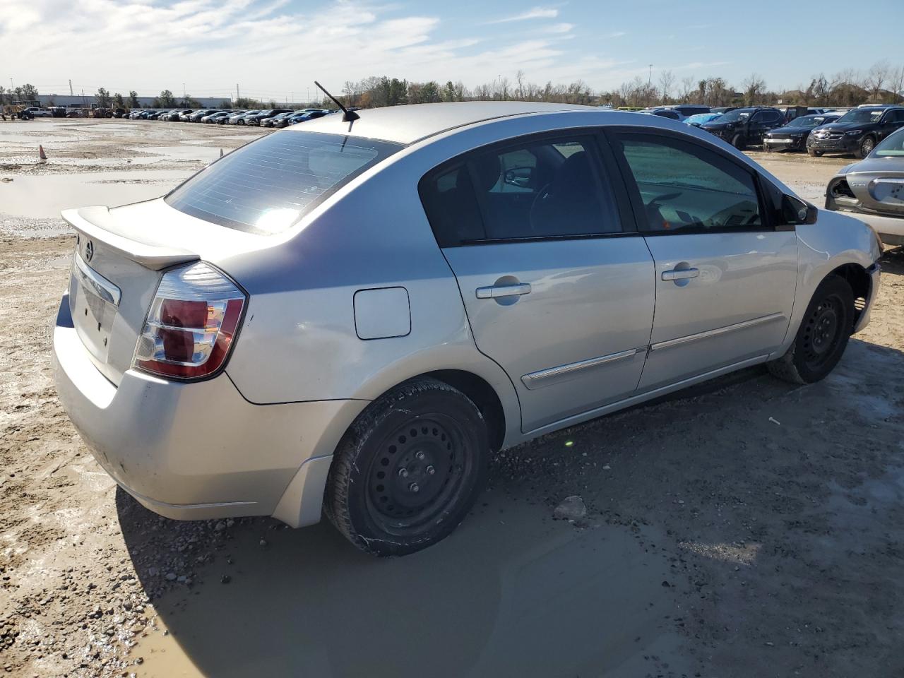 2012 Nissan Sentra - Image 3