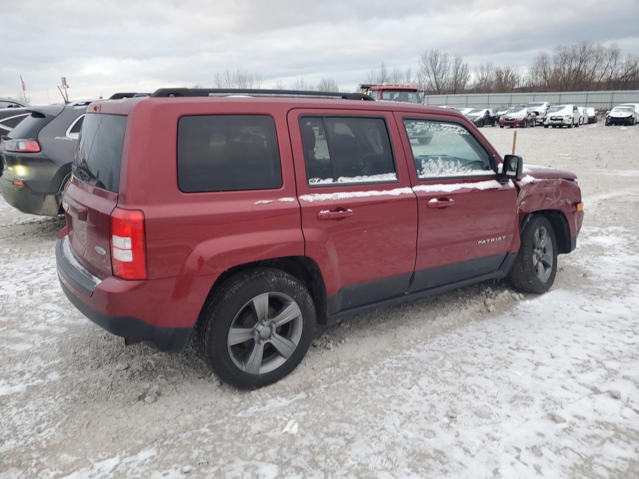 VIN 1C4NJPFA9FD220699 2015 JEEP PATRIOT no.3