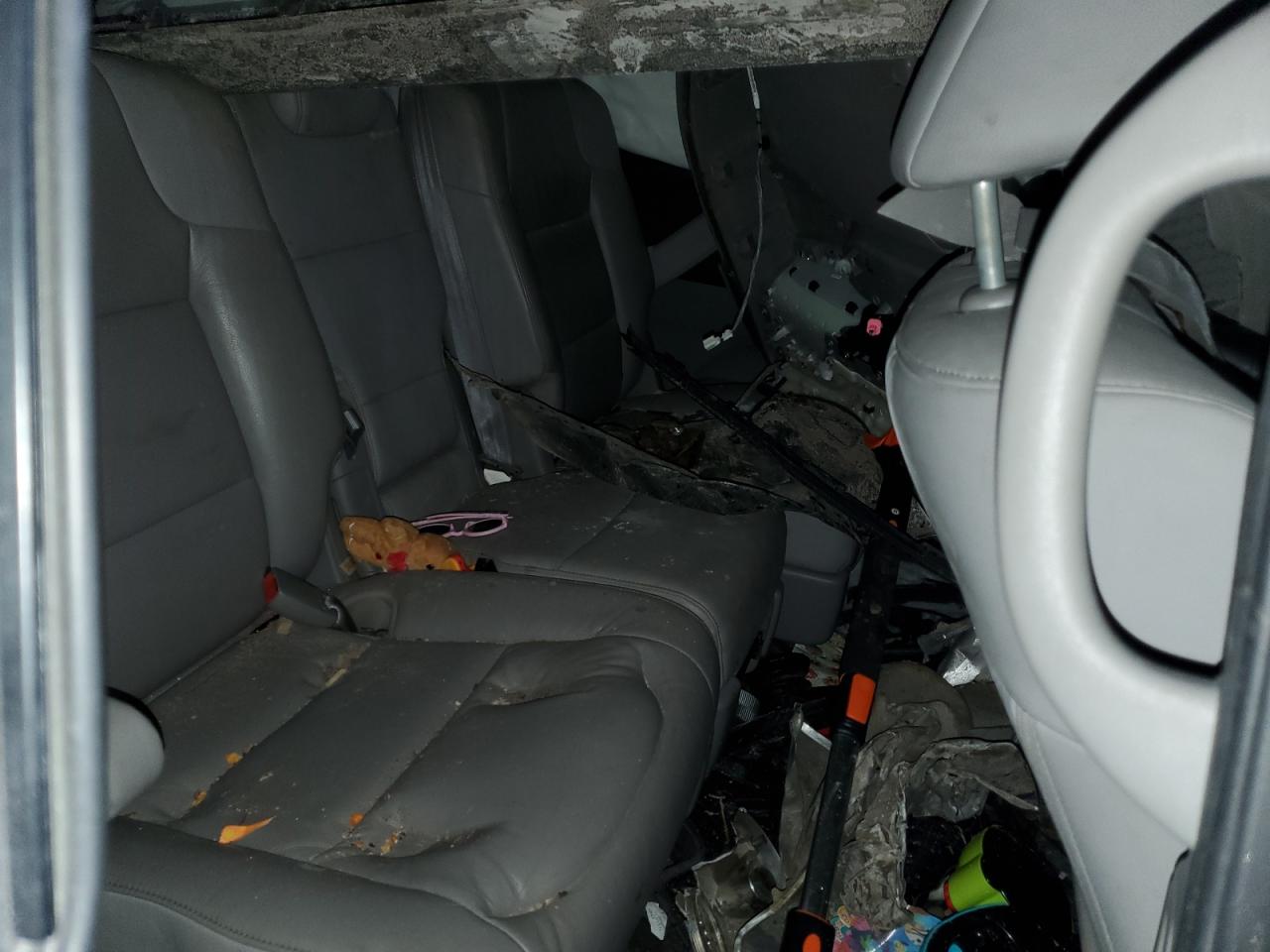 2012 Honda Odyssey - Image 11