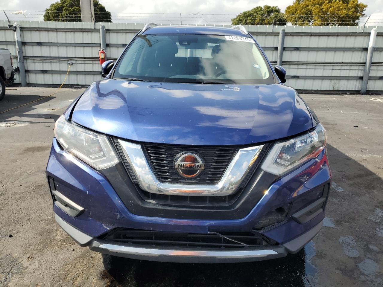 2020 Nissan Rogue - Image 5