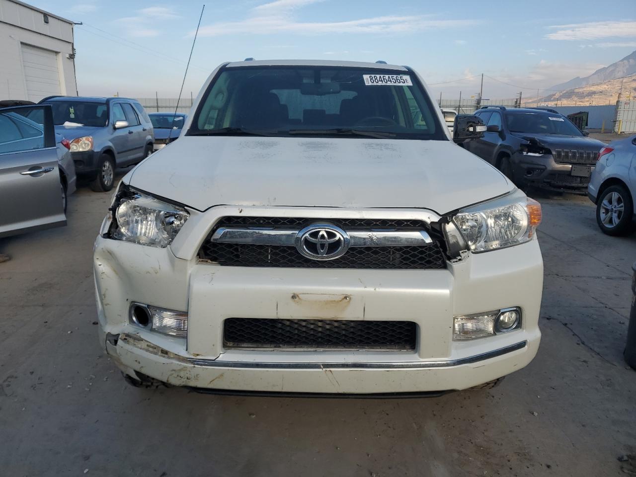 2013 Toyota 4Runner - Image 5