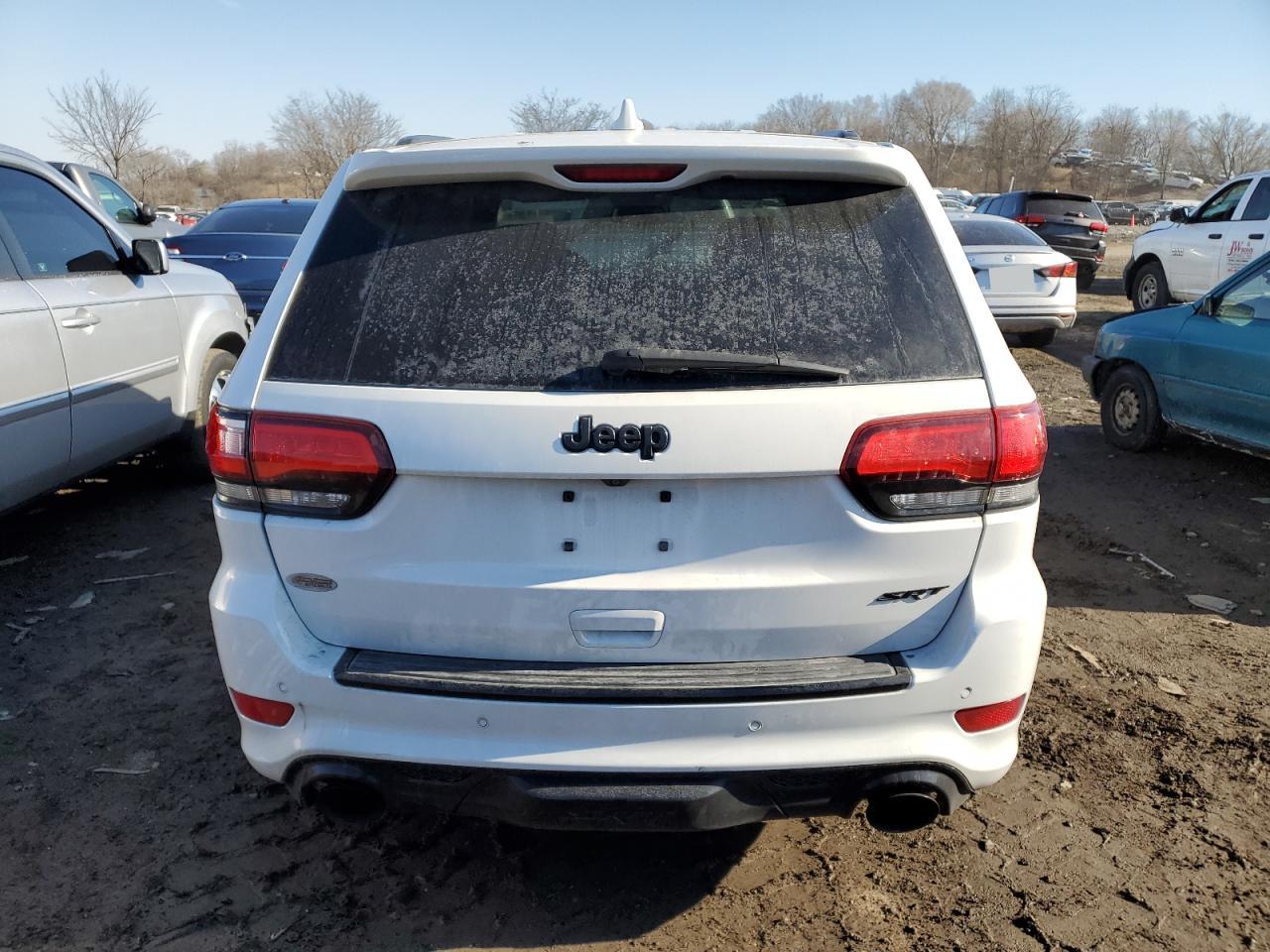 2015 Jeep Grand Cherokee - Image 6