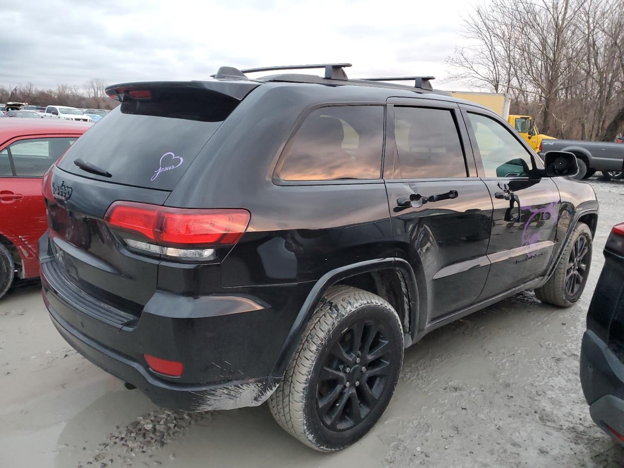 2017 Jeep Grand Cherokee - Image 3
